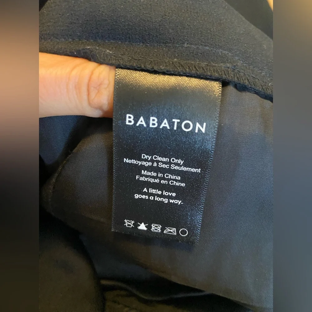 Aritzia Babaton Conan Mid Rise Cropped Striped Black Tan Elastic Pants Size 8 - Picture 5 of 8